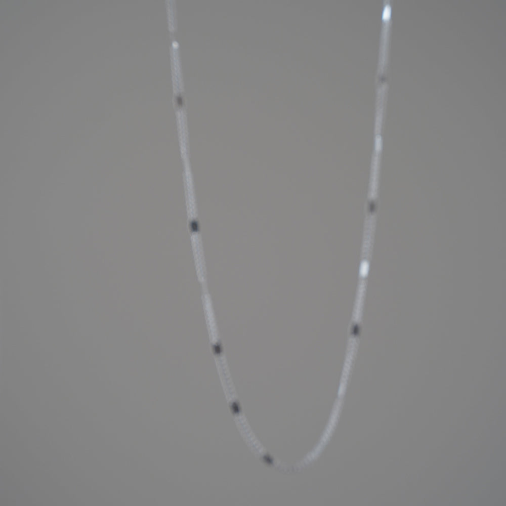 
                  
                    Silver925ステーションチェーンネックレス
                  
                
