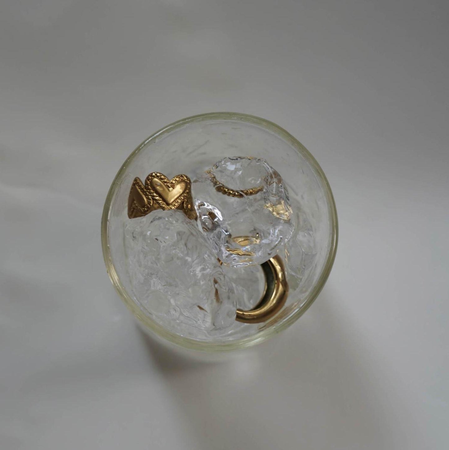 
                  
                    ハートオープンリング
                  
                