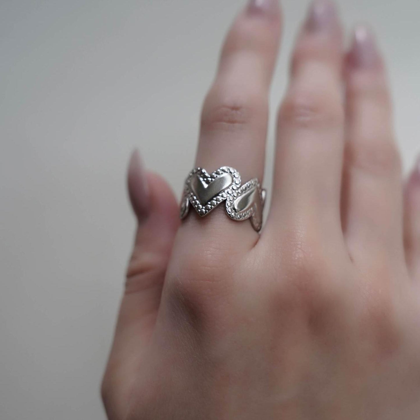 
                  
                    ハートオープンリング
                  
                