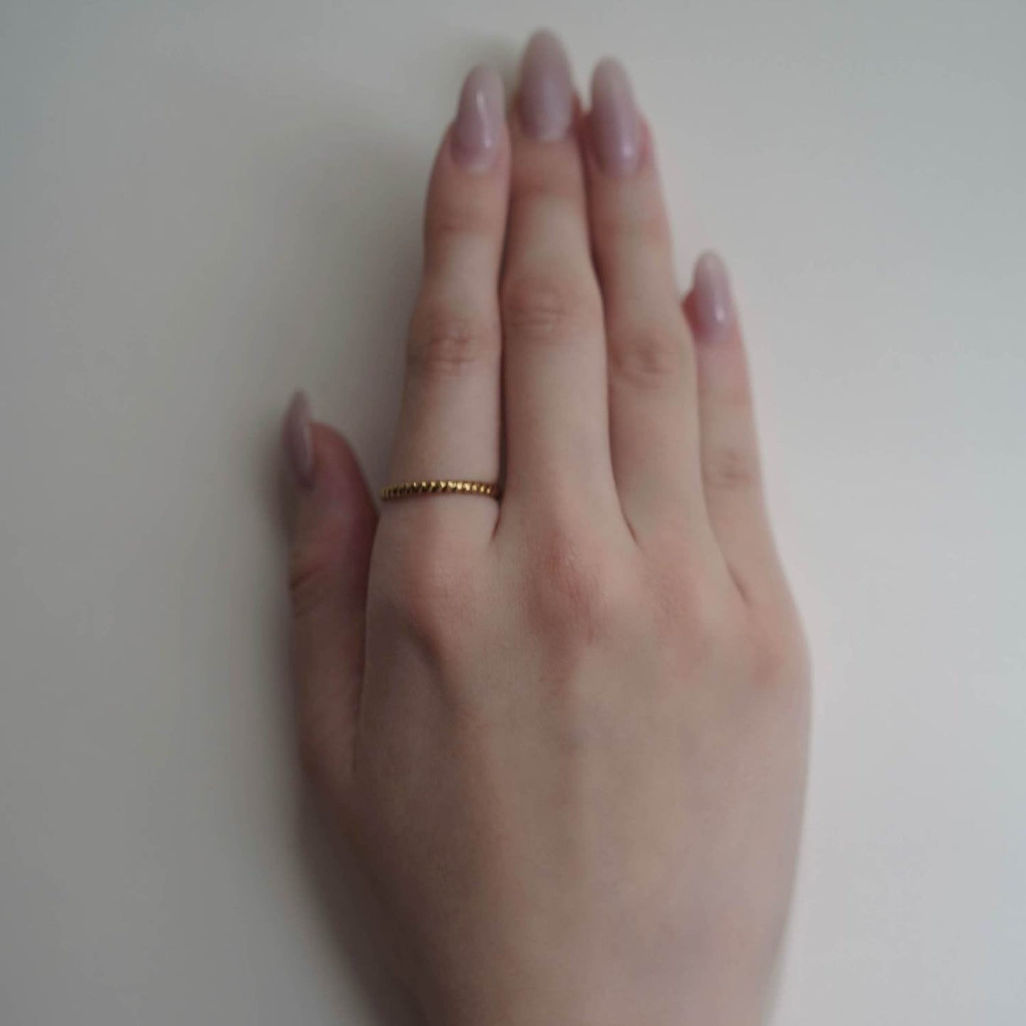 
                  
                    ツイストオープンリング
                  
                