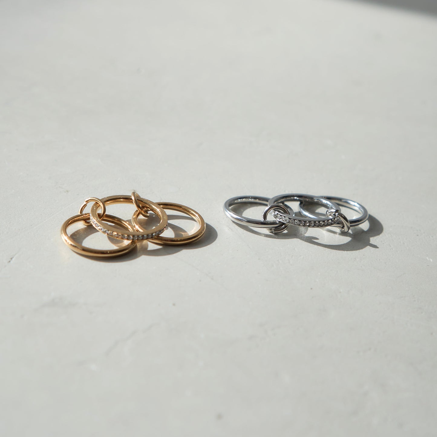 
                  
                    3連コネクテッドリング【AKB48 千葉恵里さん着用】
                  
                