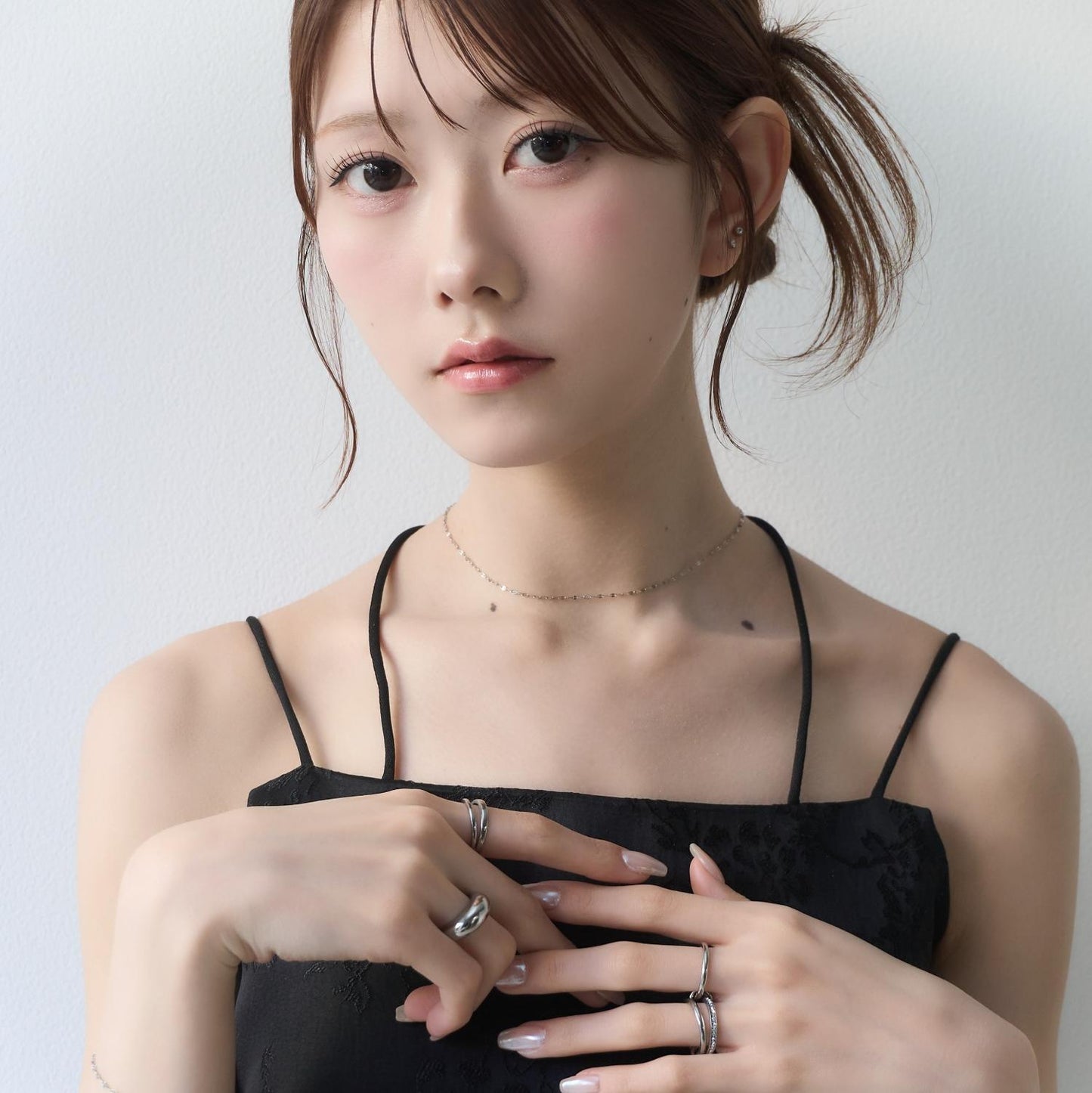 
                  
                    ペタルチェーンネックレス【AKB48 千葉恵里さん着用】
                  
                