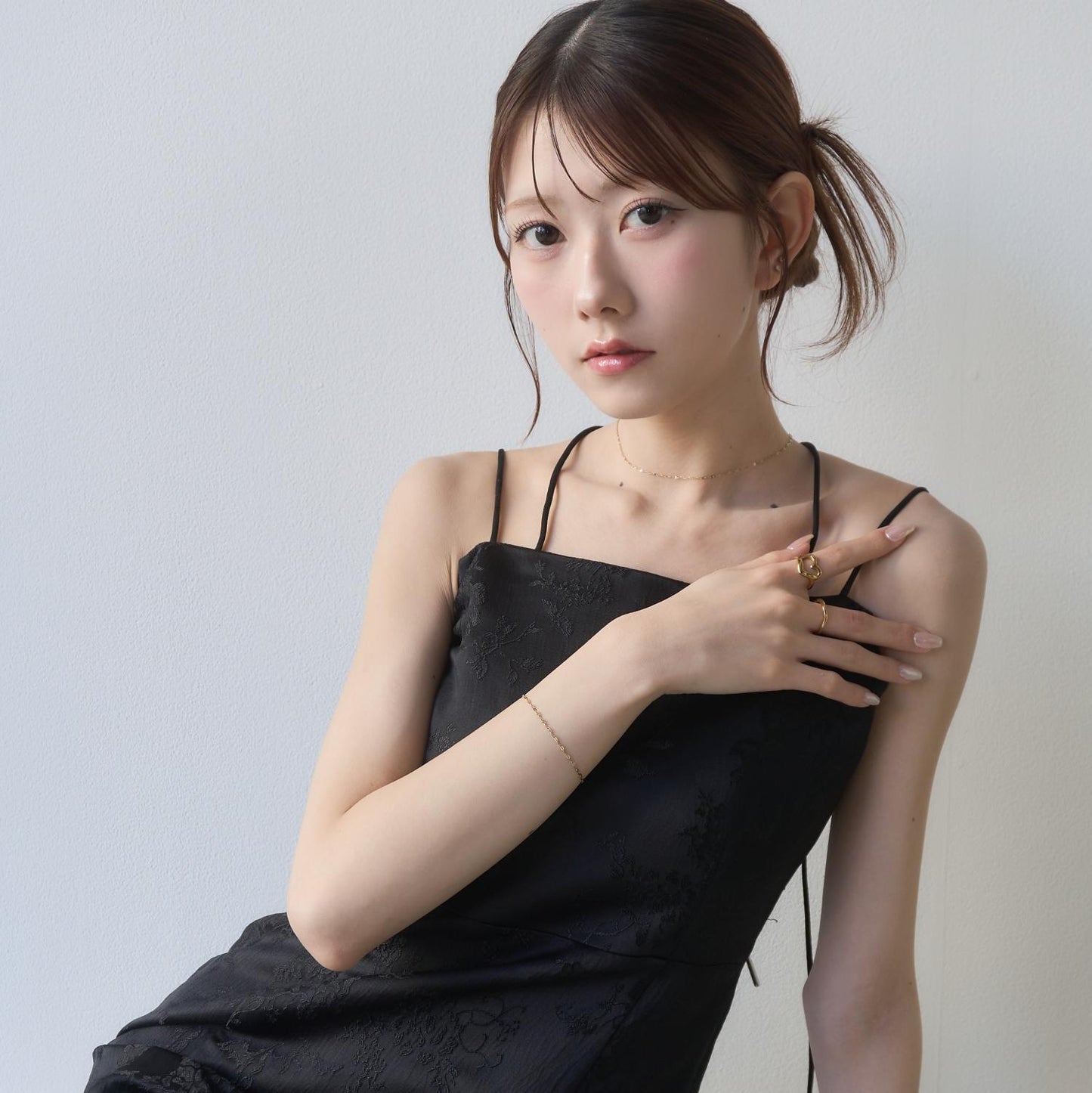 
                  
                    ペタルチェーンネックレス【AKB48 千葉恵里さん着用】
                  
                