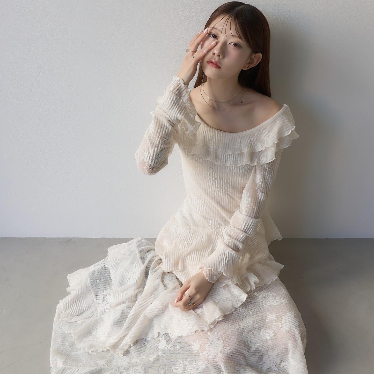 
                  
                    シンプル2連チェーンネックレス【AKB48 千葉恵里さん着用】
                  
                