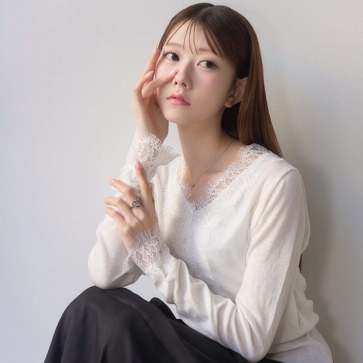 
                  
                    ハートモチーフリング【AKB48 千葉恵里さん着用】
                  
                