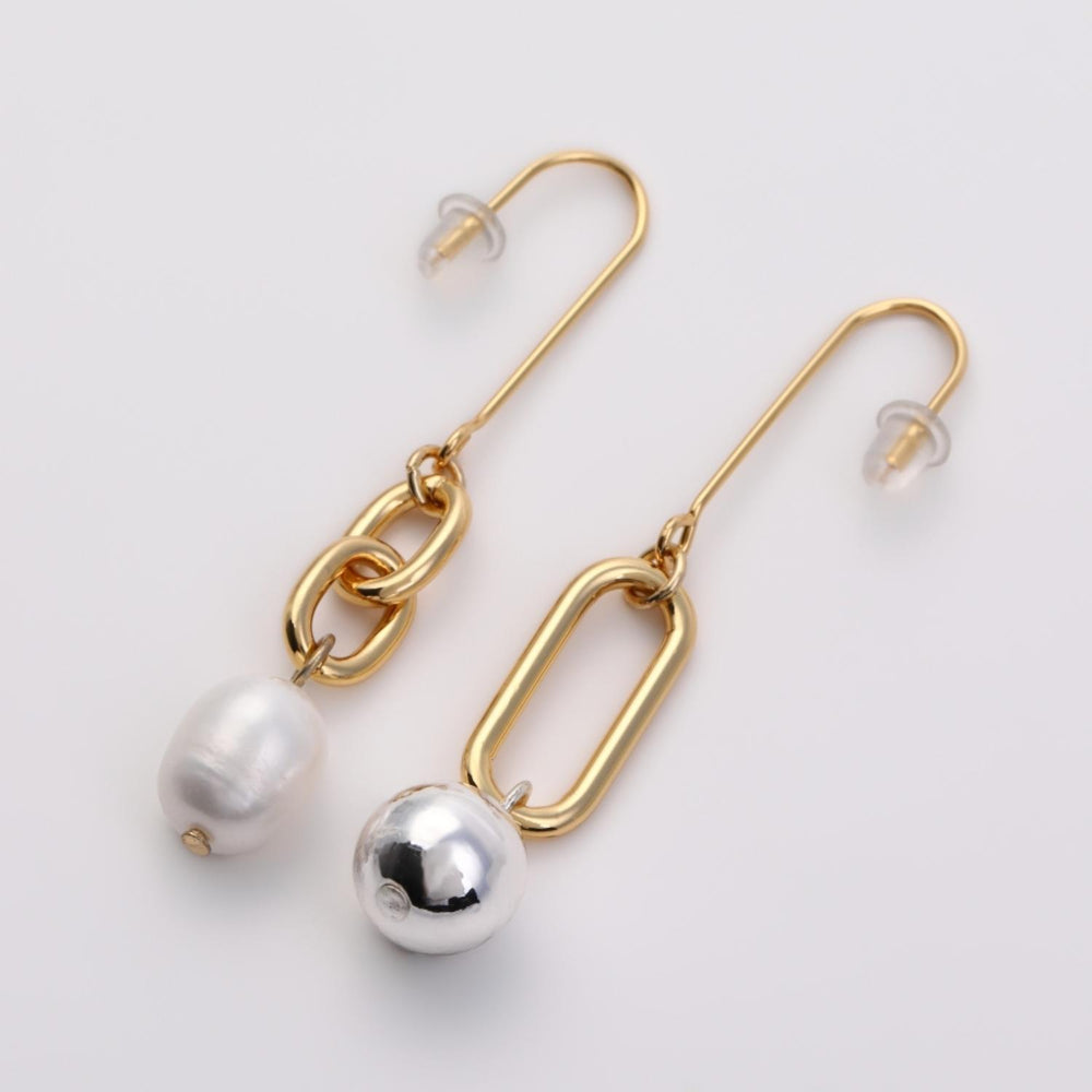 
                  
                    Asymmetry motif Pierce
                  
                