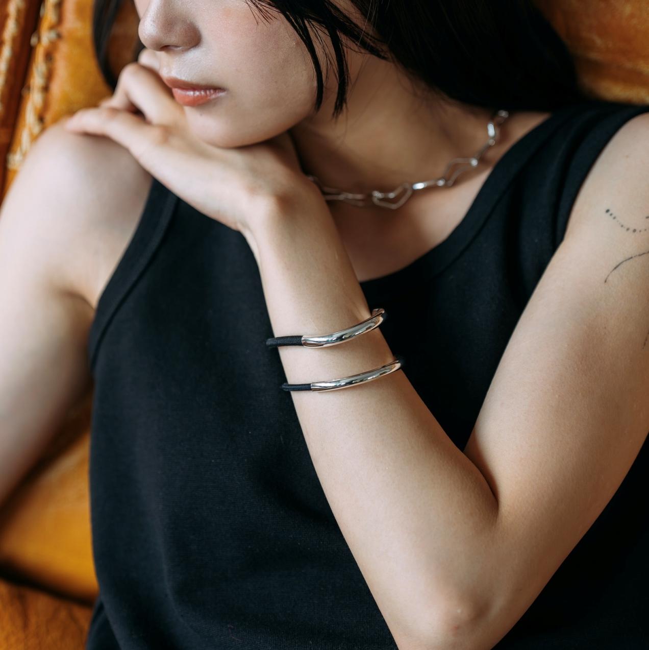 
                  
                    【予約】Metal Tube Hair Tie 2pcs SET
                  
                