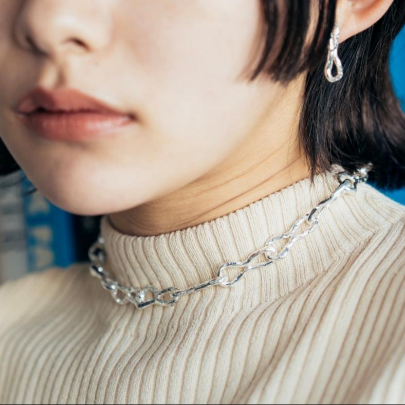 
                  
                    Penuts chain Necklace
                  
                