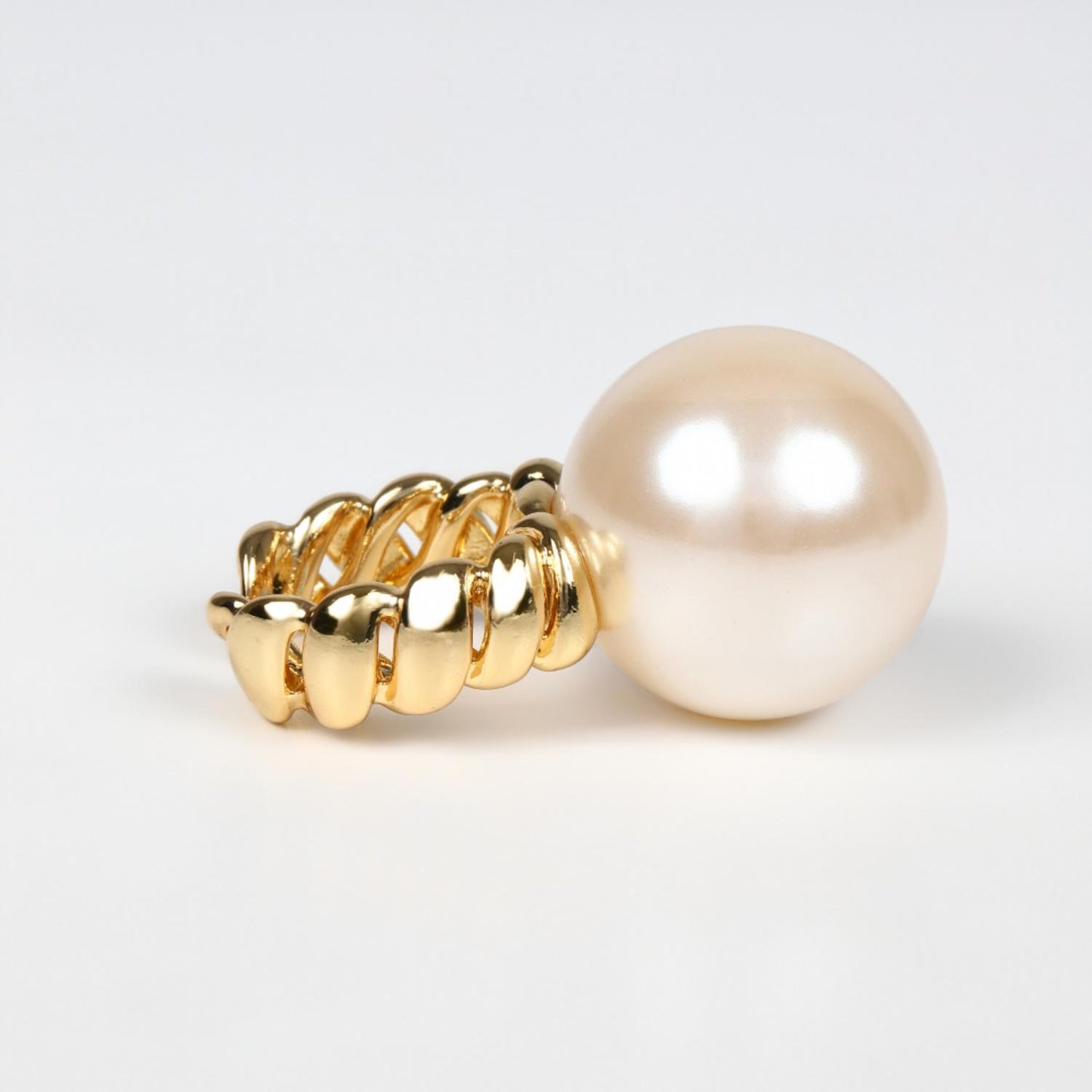 
                  
                    Big Pearl Ring
                  
                