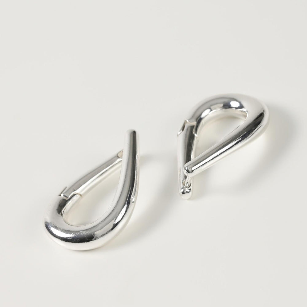 Twist drop line Pierce