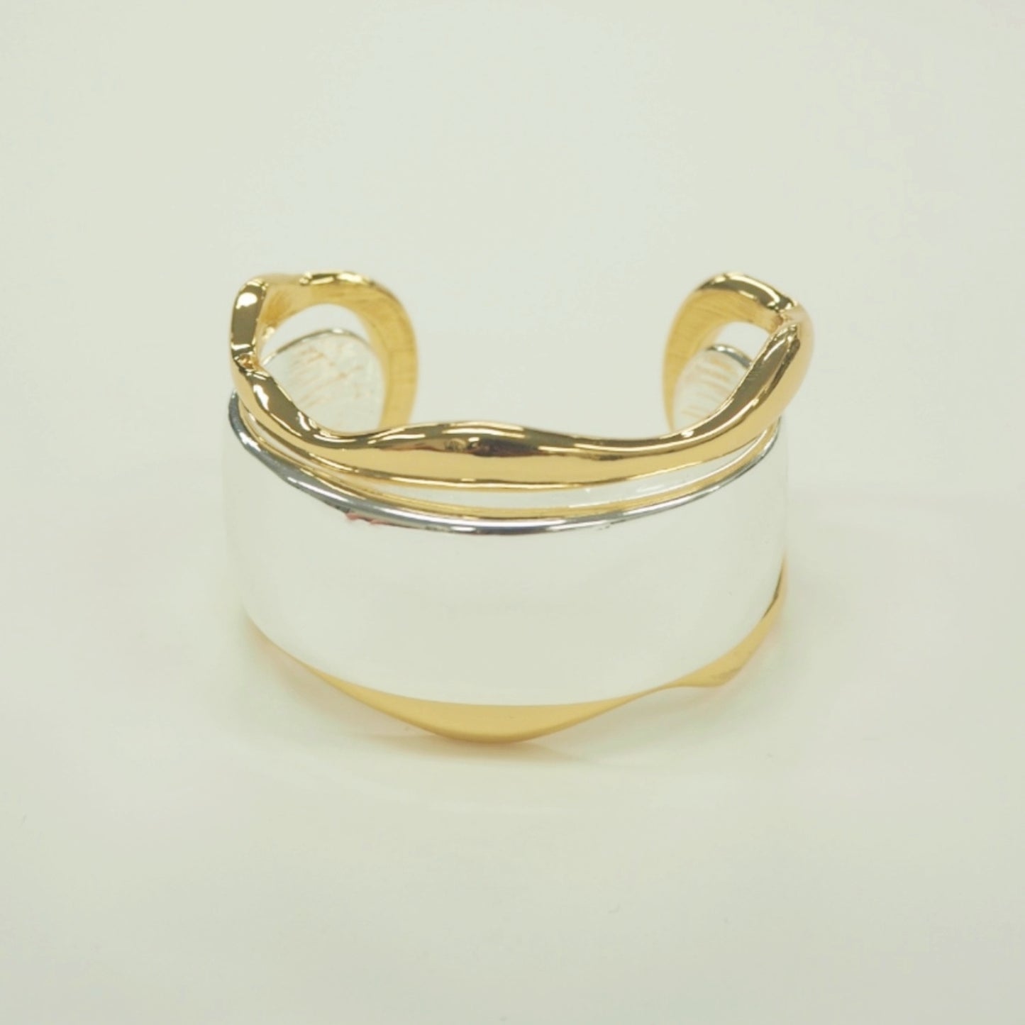 
                  
                    Unite Bangle
                  
                