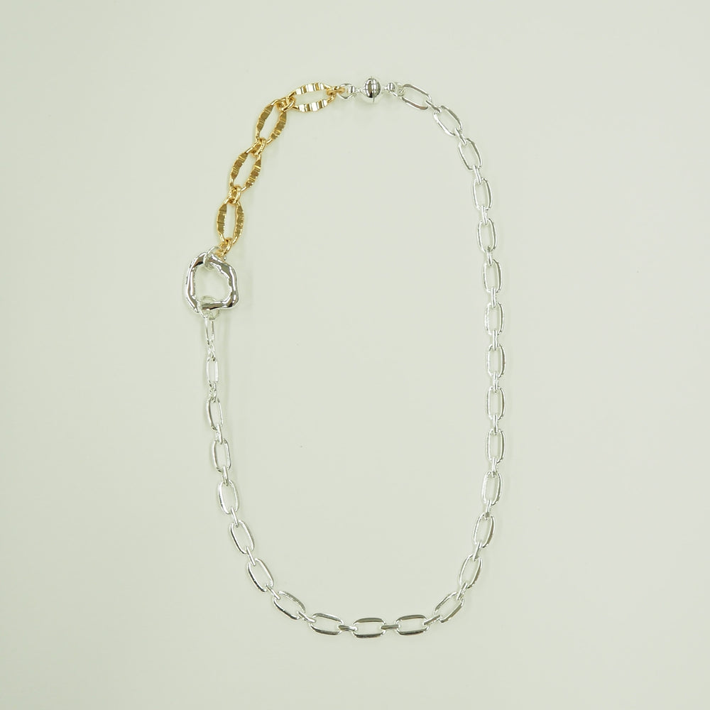 
                  
                    DoubleChain Bracelet
                  
                