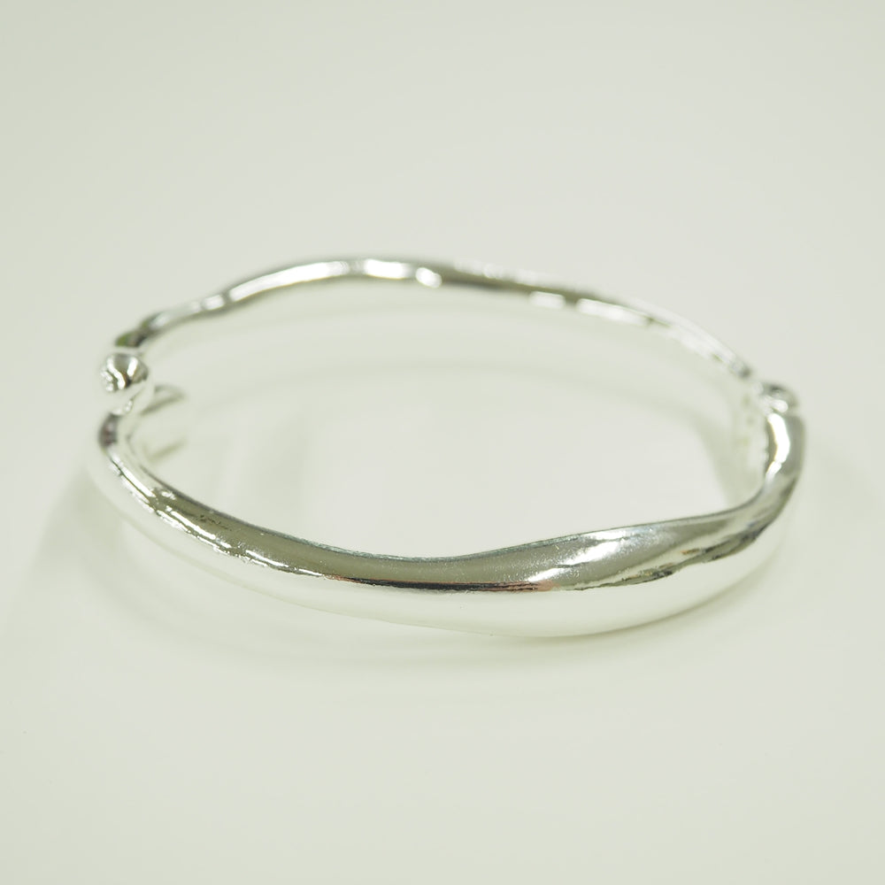 Nuance Line Arm Bangle – Donnaruma