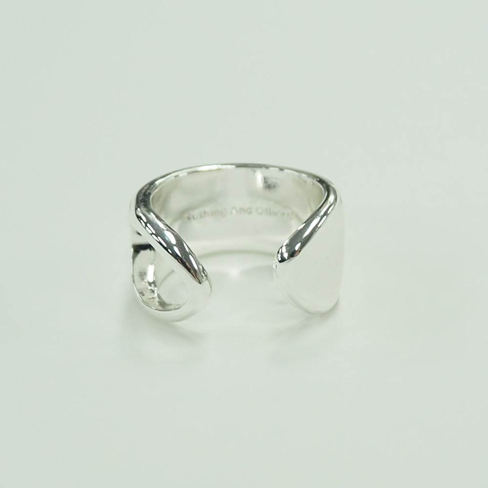 
                  
                    Sidehole Ring
                  
                