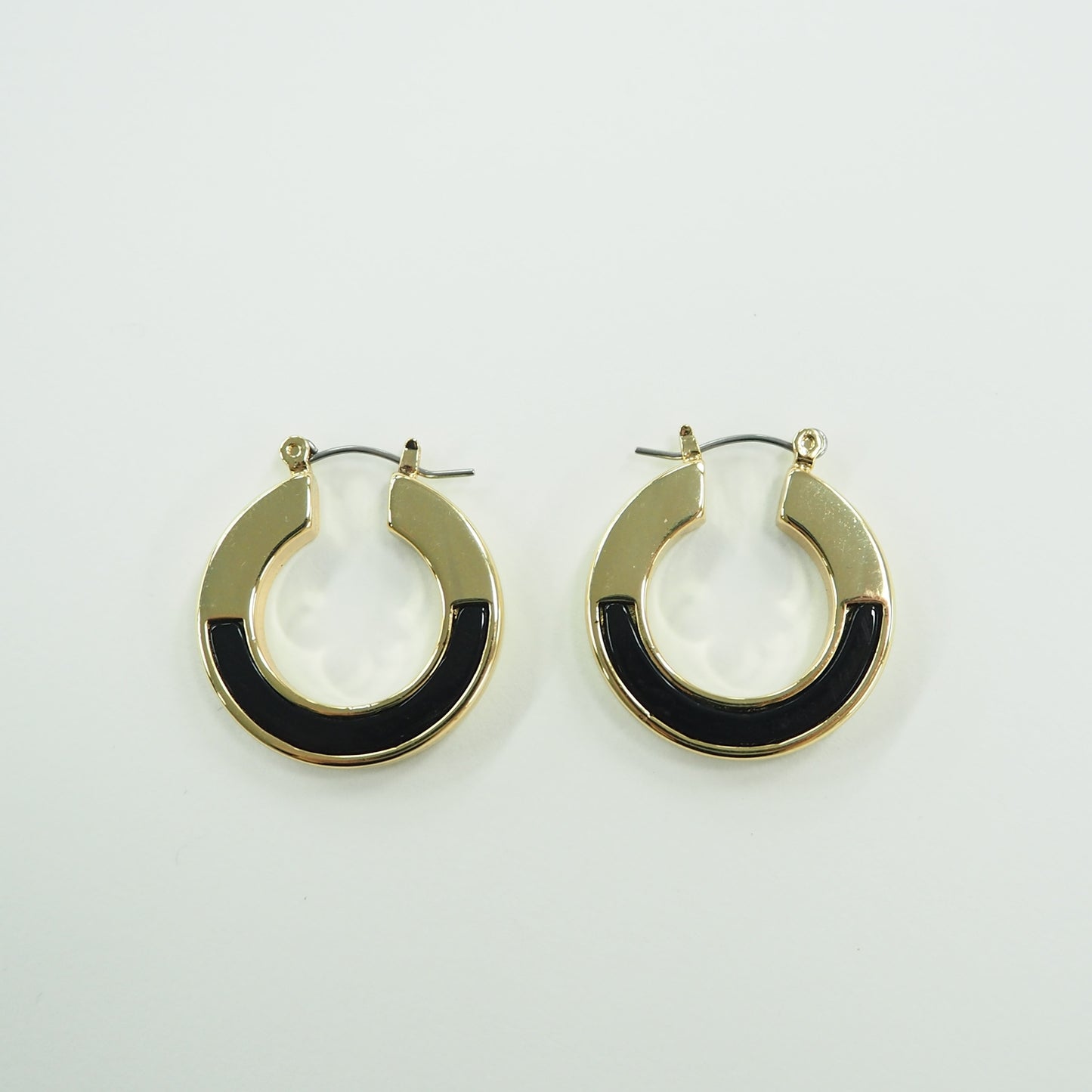 
                  
                    2way Ring Pierce
                  
                