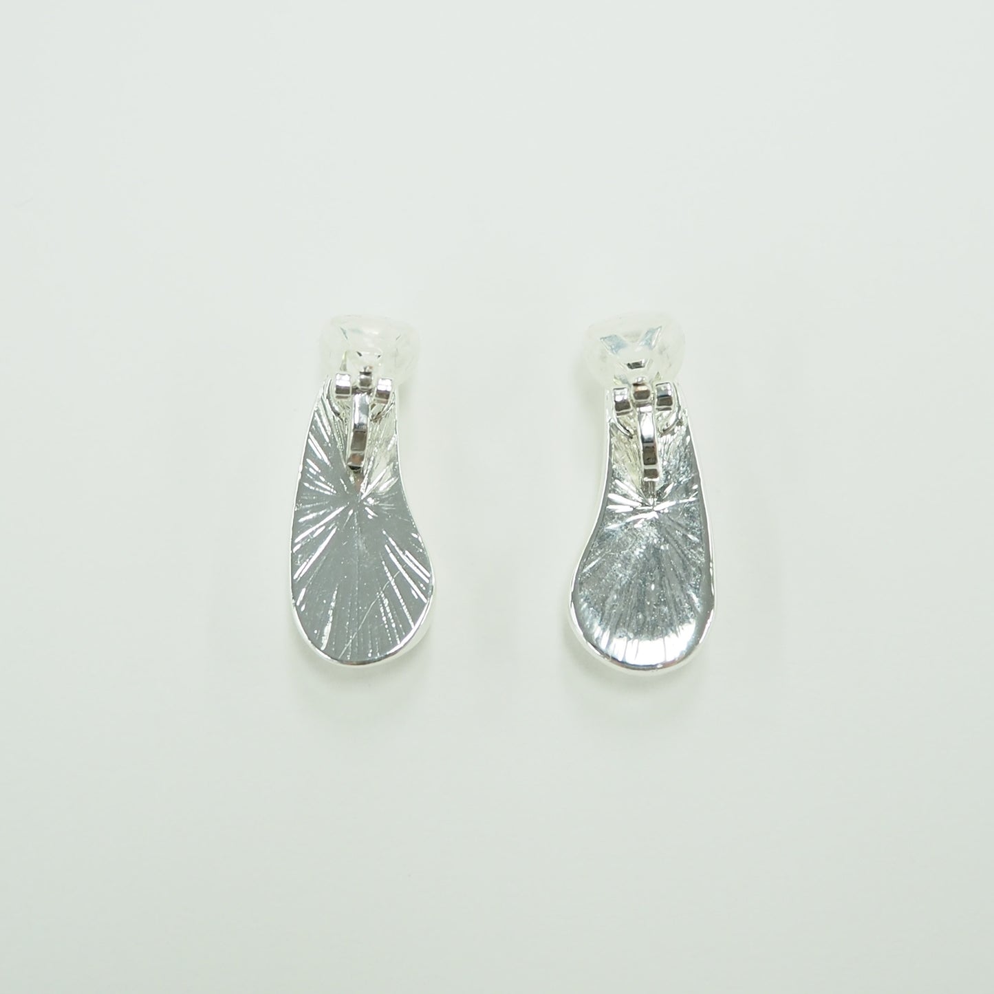 
                  
                    Drop Earring
                  
                