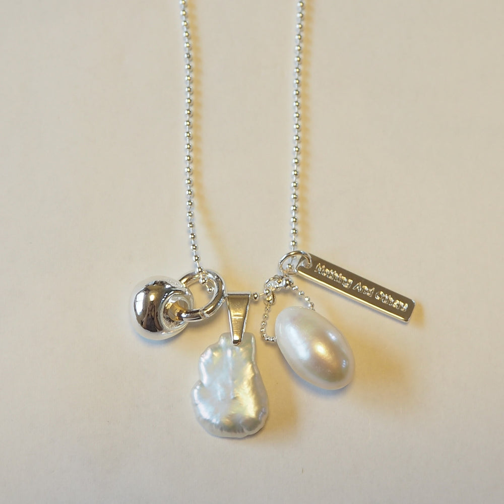 
                  
                    Fresh water pearl necklace 
                  
                
