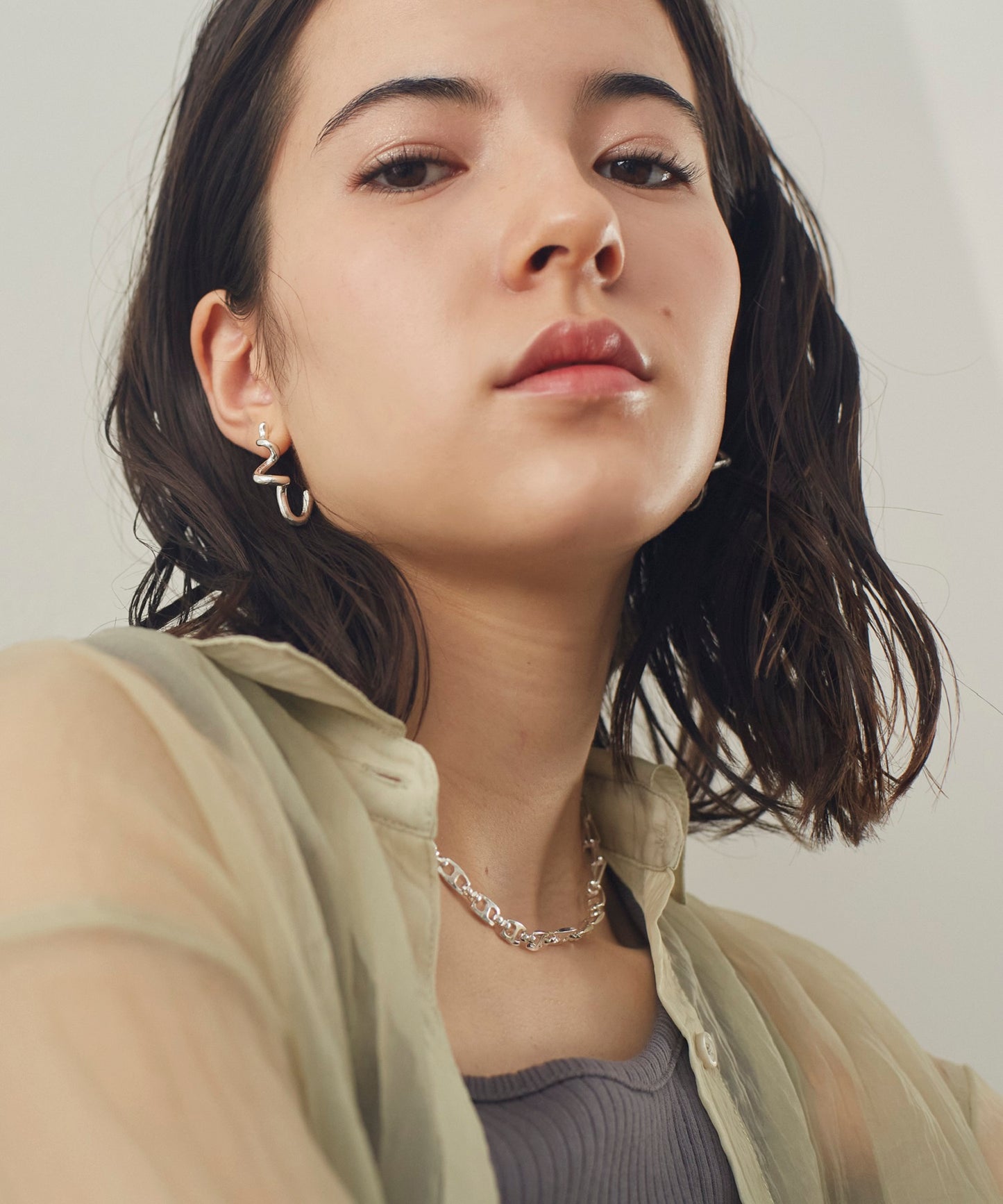 
                  
                    Square Chain necklace
                  
                