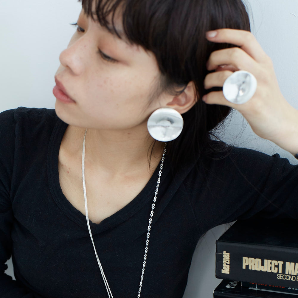 
                  
                    Scratch circle Pierce 
                  
                