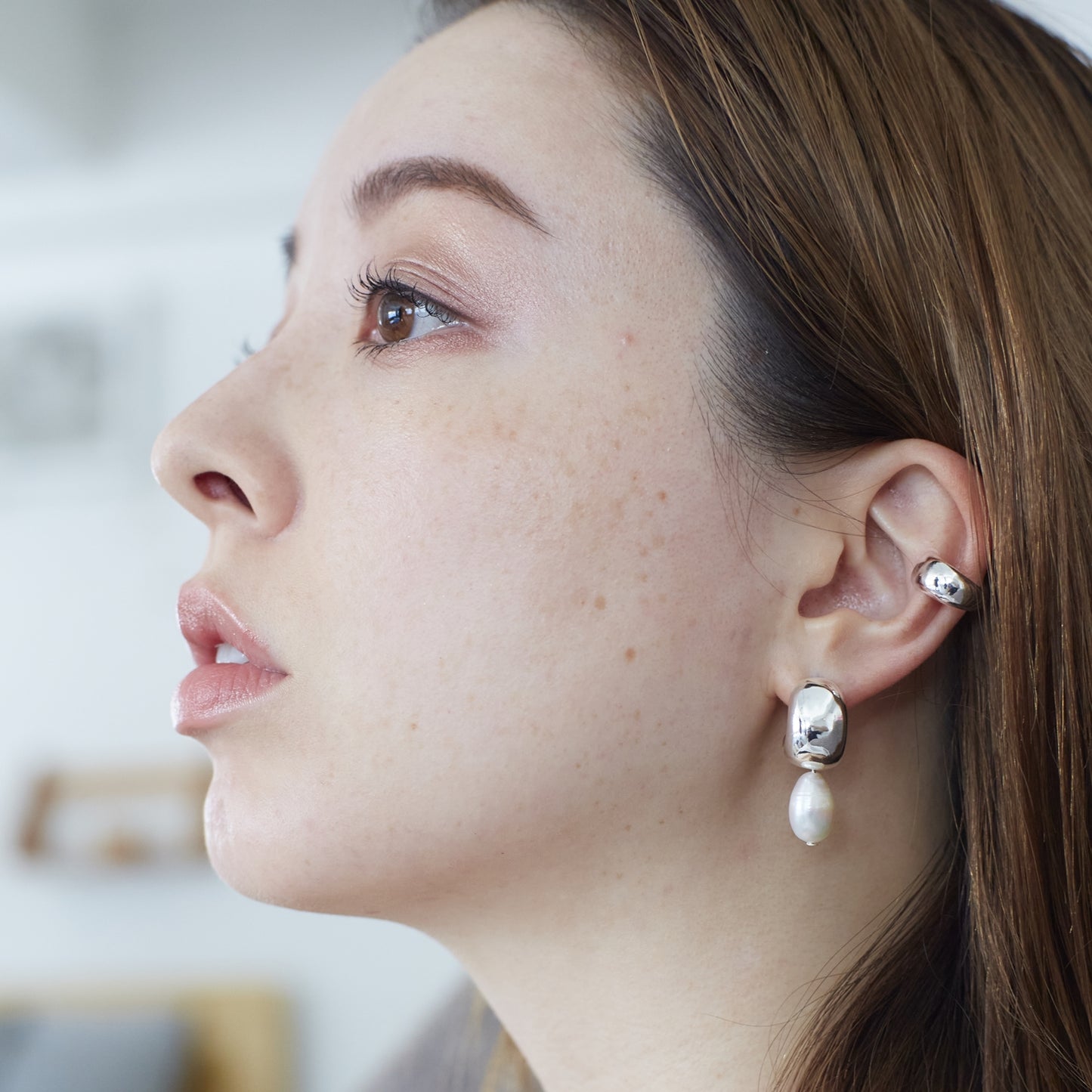 
                  
                    Fresh water pearl Ear Set 
                  
                