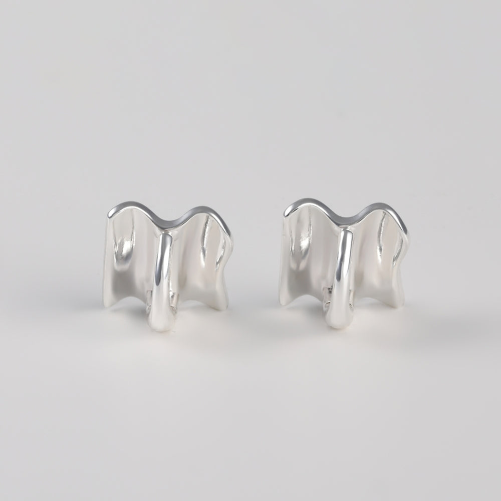 
                  
                    Wave square Earring
                  
                